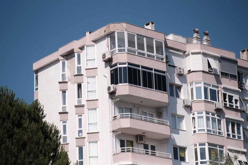 Merită un aer condiționat multi-split sau dublu split? Avantaje, dezavantaje și ce recomandăm 1 merita aer conditionat multi split sau dublu split?, instal-aerocris.ro